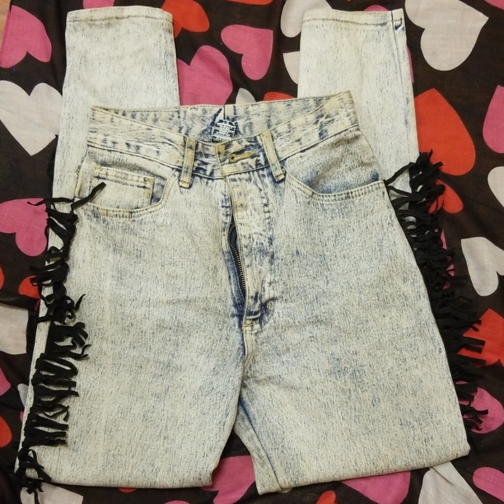 Jeans with fringes on each side - Picture 7 of 7